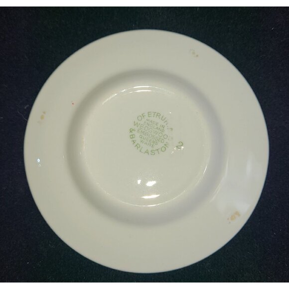 1940s Wedgwood Queens ware ivory celadon green tray - Picture 4 of 4